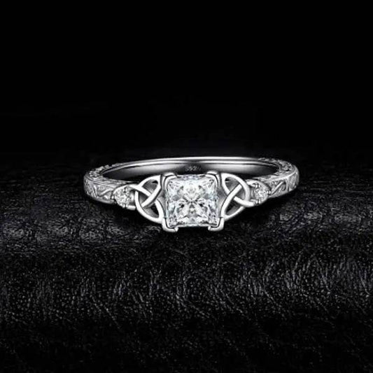Woman's Engagement Ring Wedding Ring - ProTrendyz
