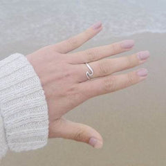 Simple Wavy Couple Ring Foreign Trade Creative Glossy Geometric Ring Tanabata Gift - ProTrendyz