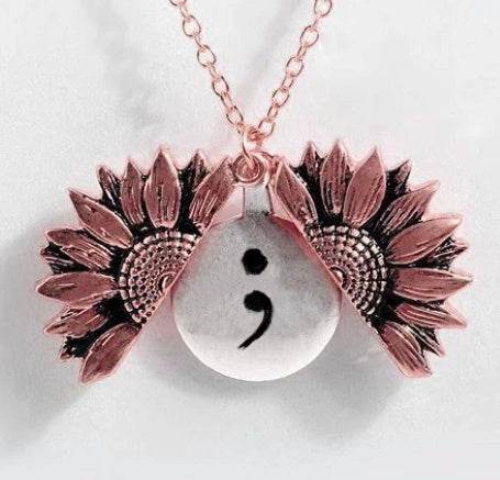 Sunflower Double-layer Lettering Necklace - ProTrendyz