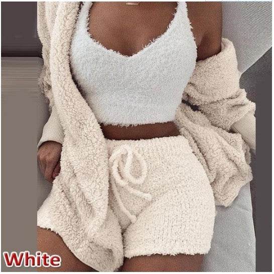 3 Pieces Of Fashionable Ladies Plush Home Clothes - ProTrendyz