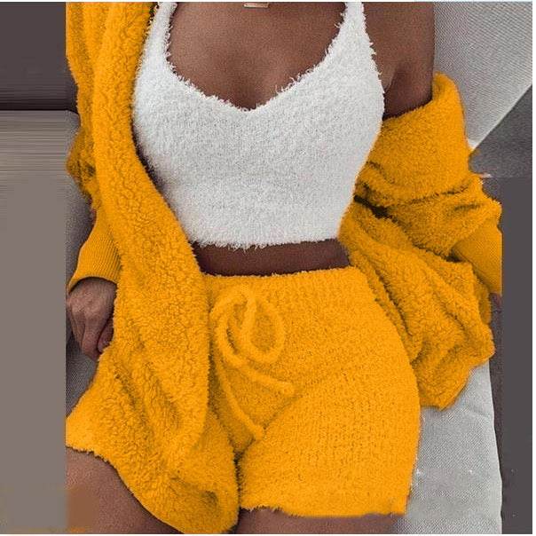 3 Pieces Of Fashionable Ladies Plush Home Clothes - ProTrendyz