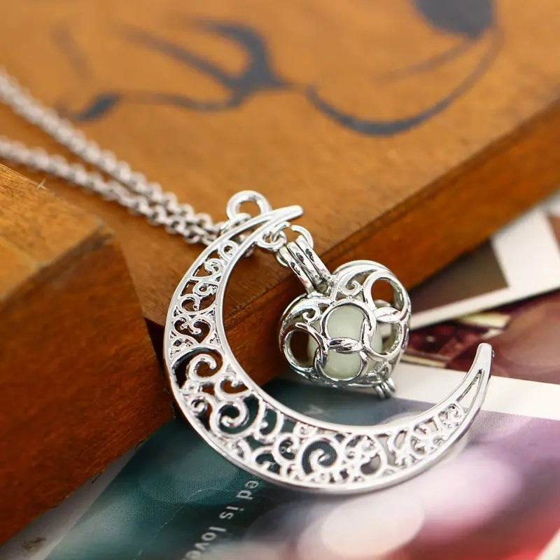 Glowing Pendant Necklaces Silver Plated Chain Necklaces US - ProTrendyz