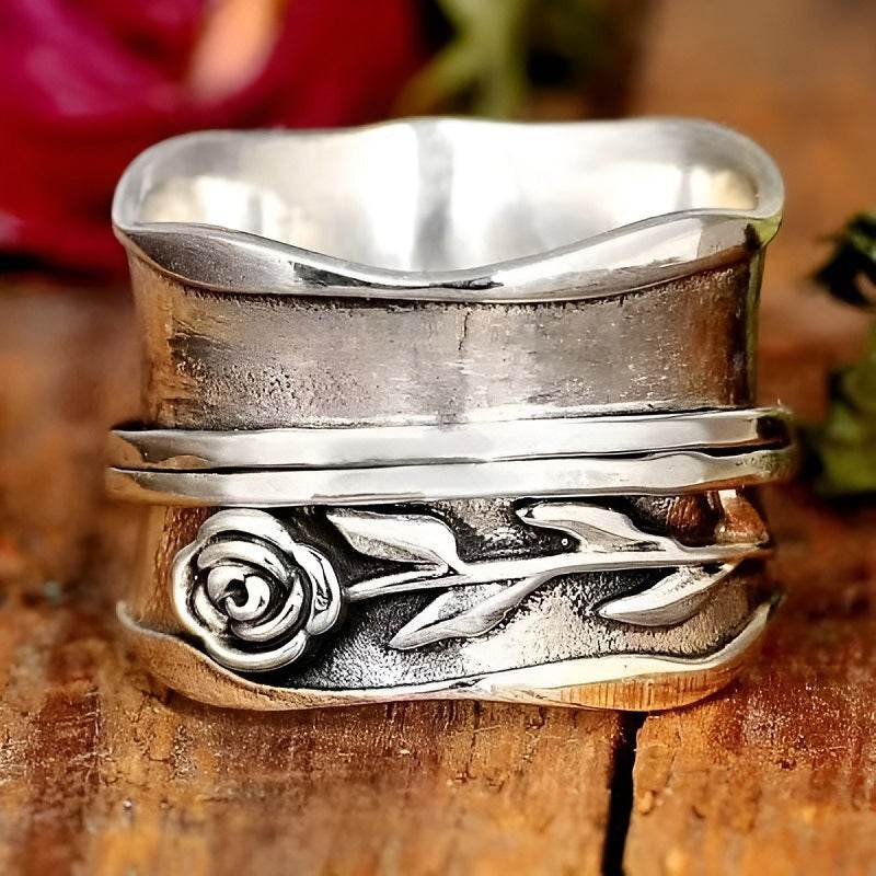 Luxury Vintage Flower-shaped Wide Face Ring - ProTrendyz