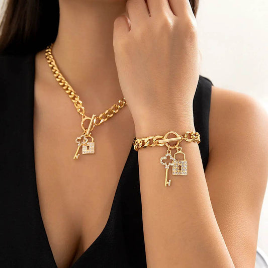 Thick Chain With Shiny Lock And Key Pendant Necklace For Women Trendy Ladies Accessories On The Neck Fashion Jewelry Female - ProTrendyz