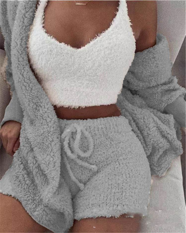 3 Pieces Of Fashionable Ladies Plush Home Clothes - ProTrendyz