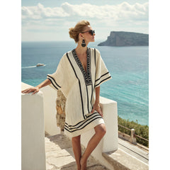 Printed V-neck Three-quarter-length Sleeve Kaftan Dress With A Long Patch Pocket
